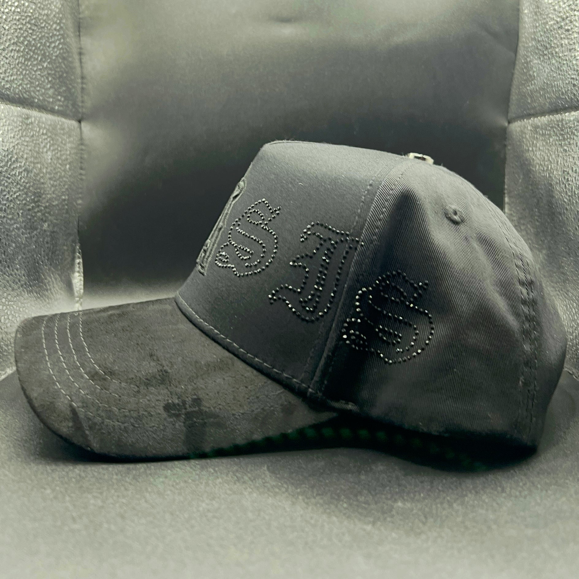 GC Hats Extasis Crystals