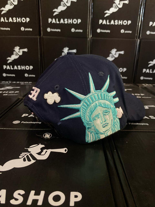 31 Hats NY Aniversario