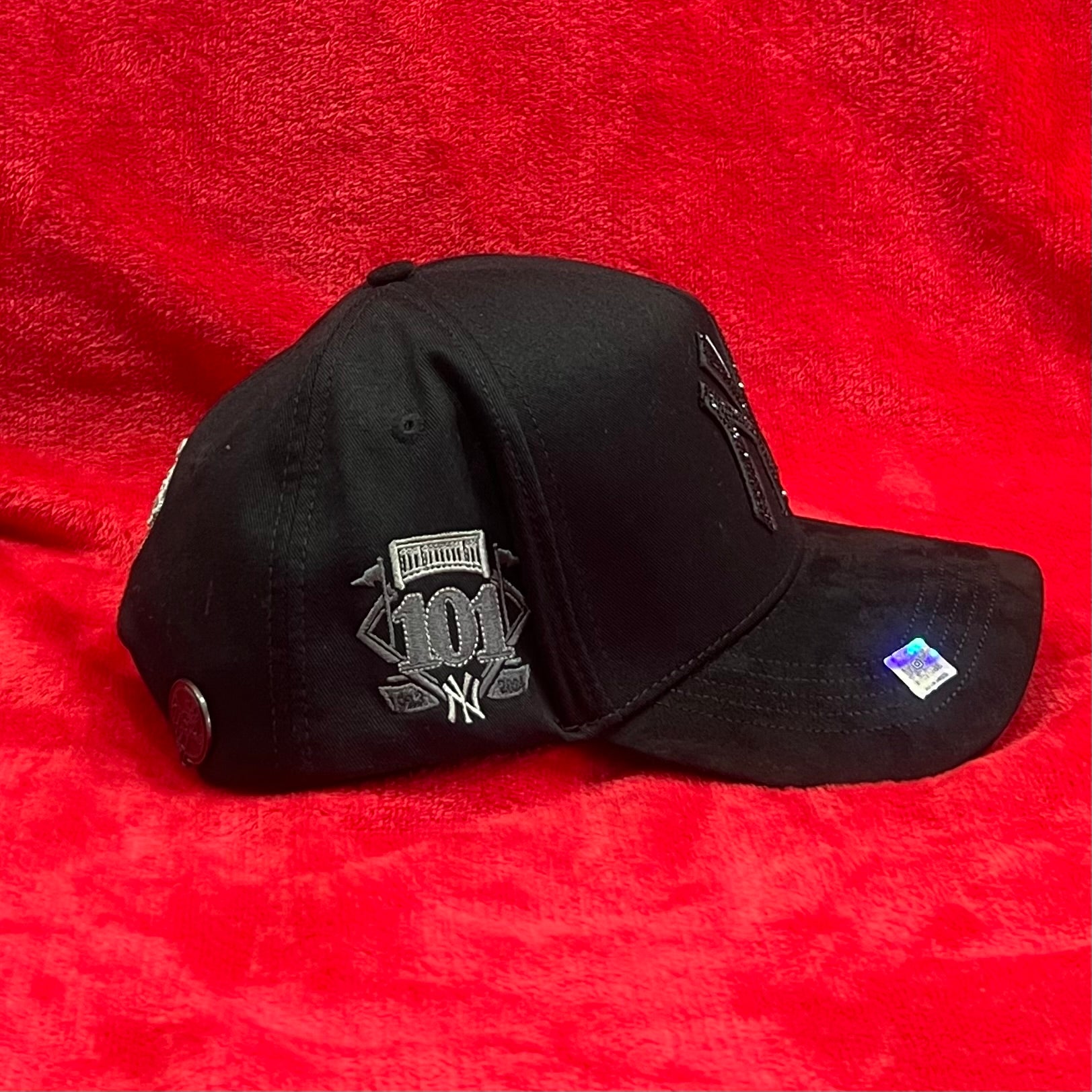 Kevin Hats NY Yankees Pearls Black