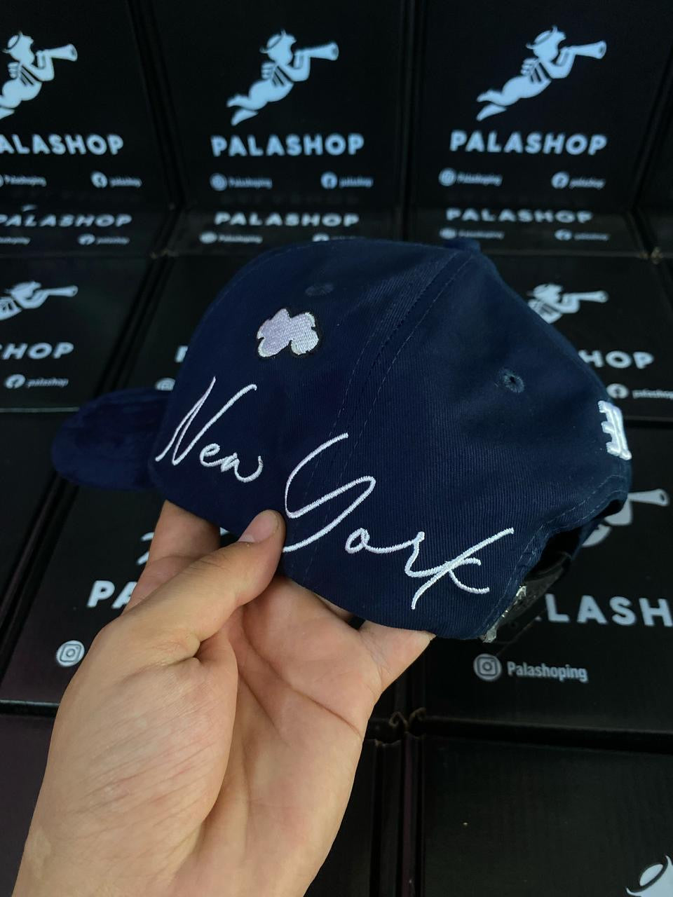 31 Hats NY Aniversario