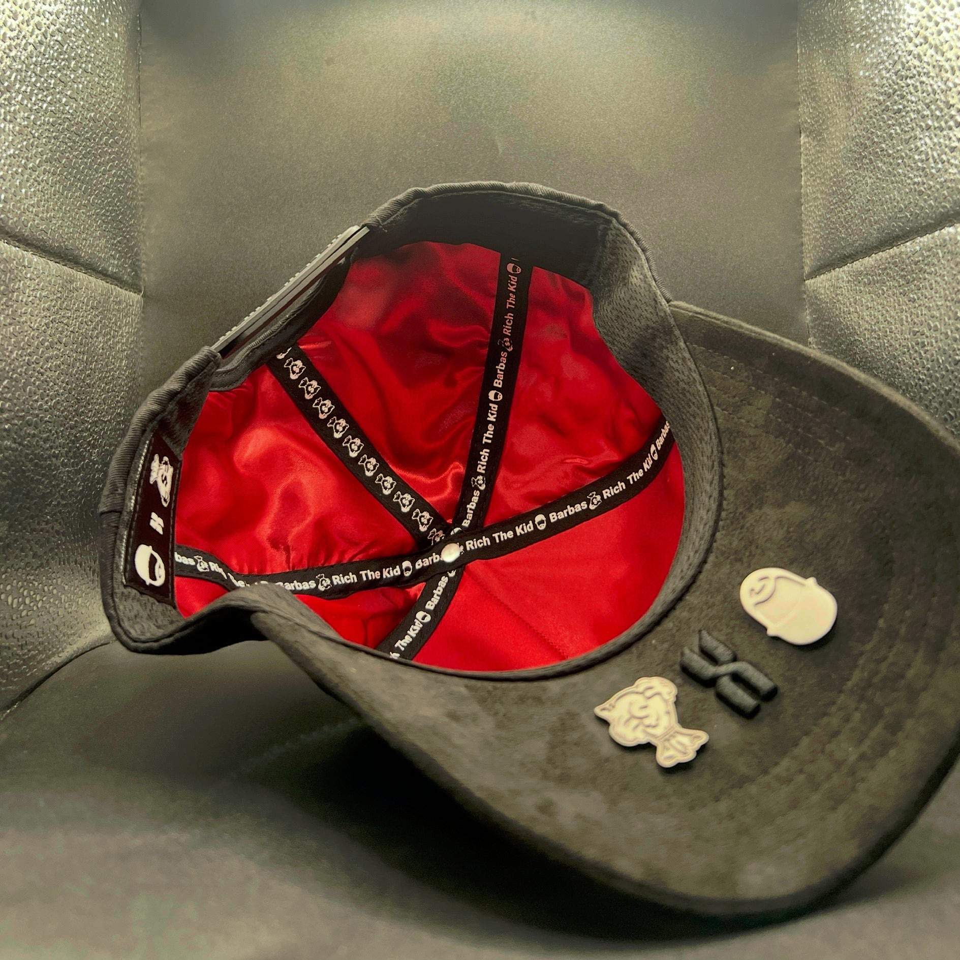 Gorra Barbas Hats x Rich The Kid Chrome Blackout