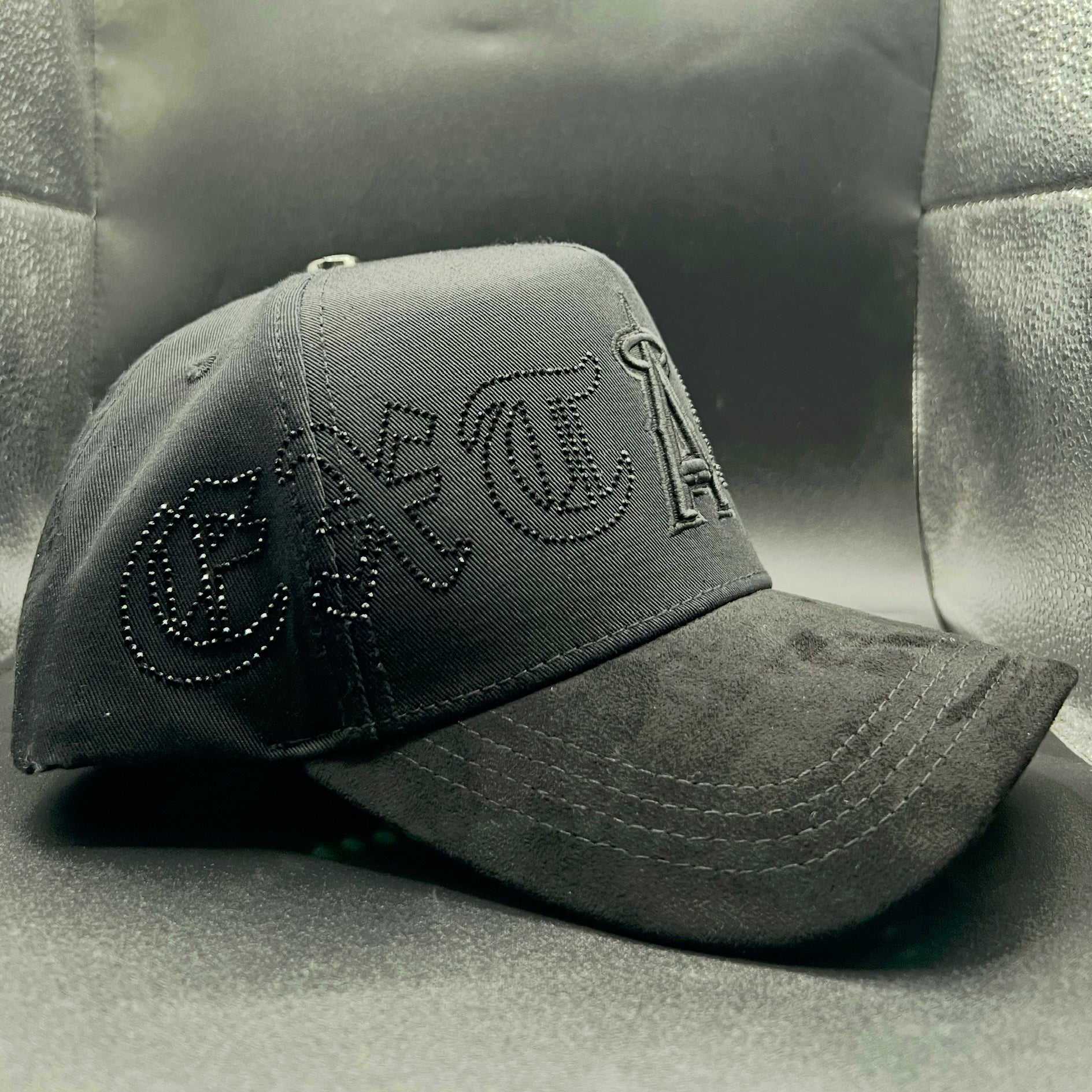 GC Hats Extasis Crystals